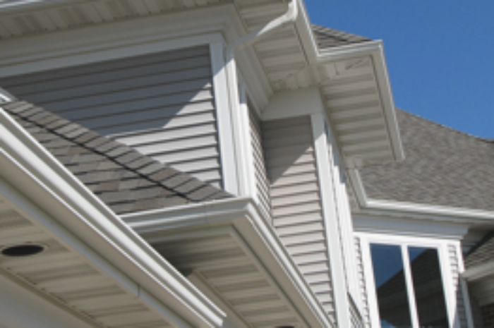 Comstock Seamless Aluminum Rain Gutters In Central Wisconsin