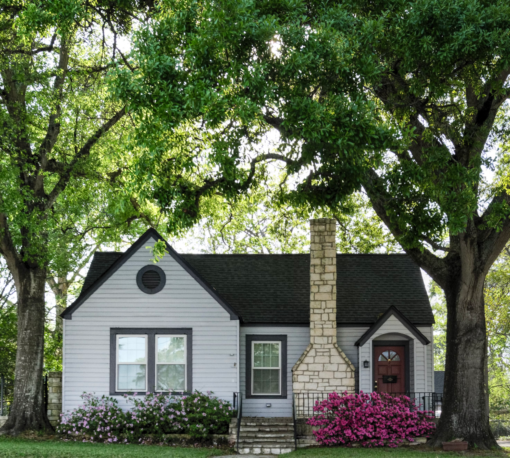 Use Dark Fascia Colors to Picture Frame Your Exterior