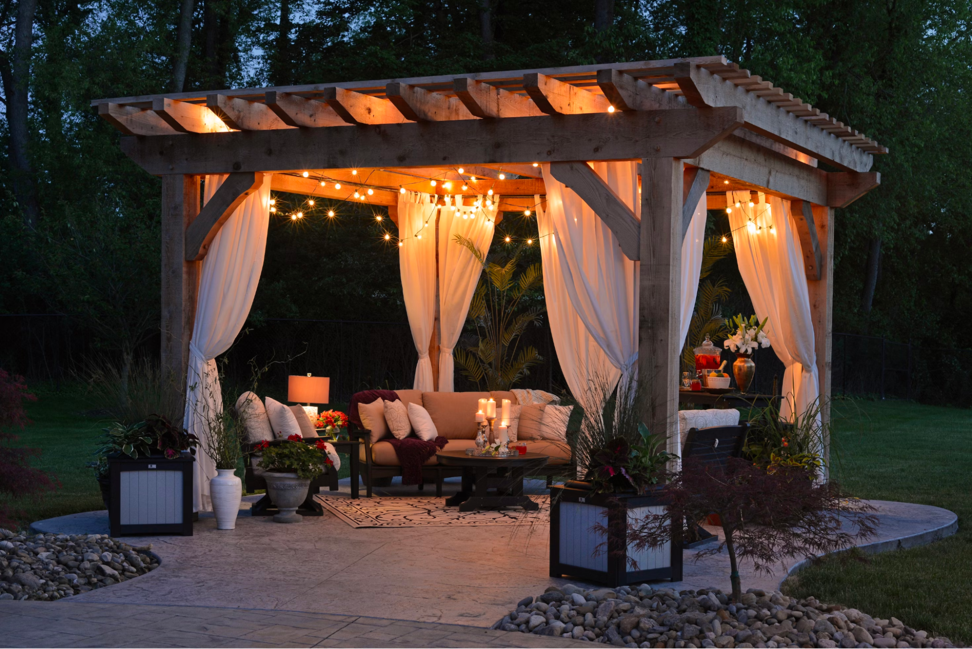 Outdoor Entertainment Areas