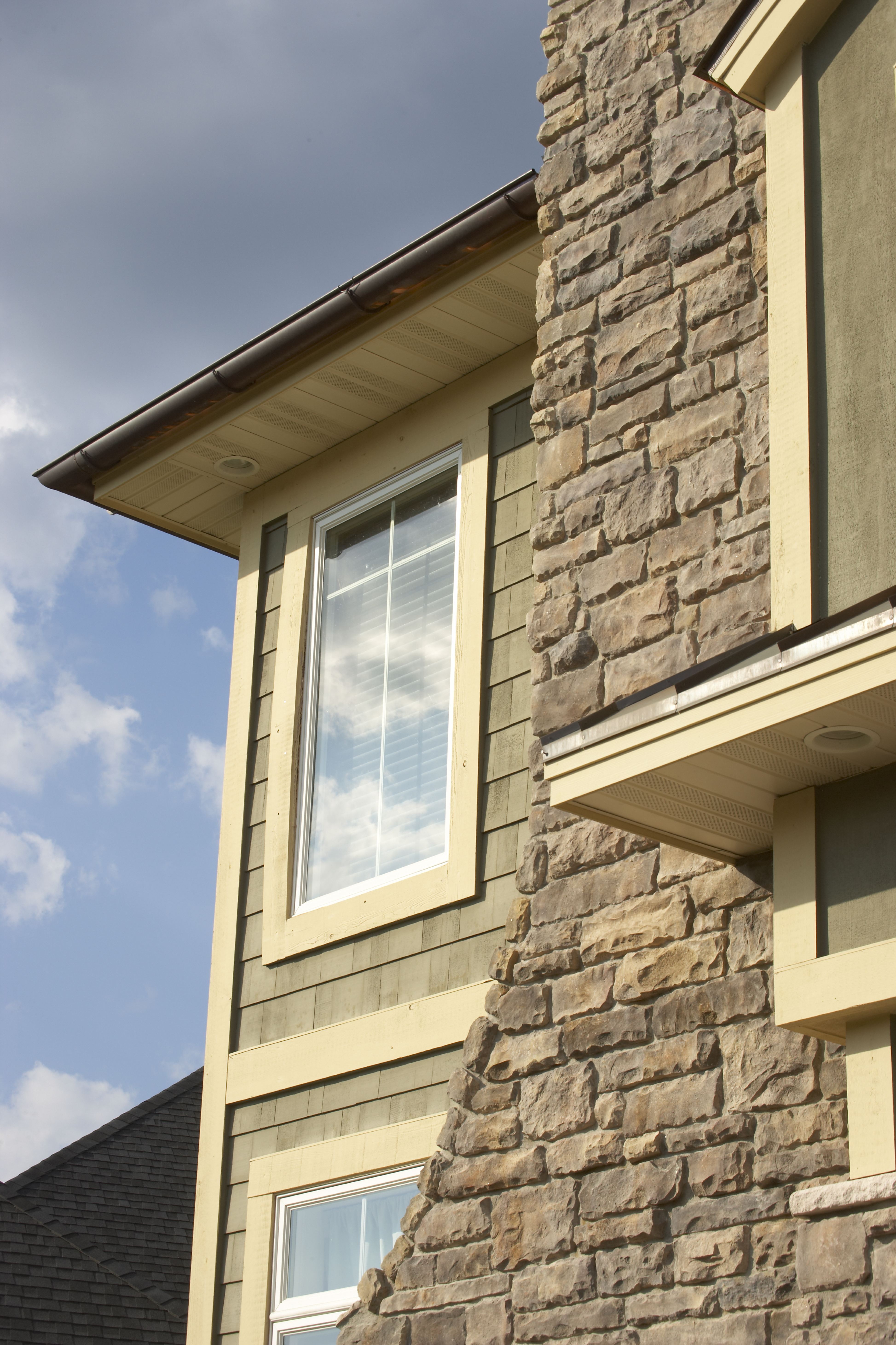Features Rollex’s Soffit in Sungold