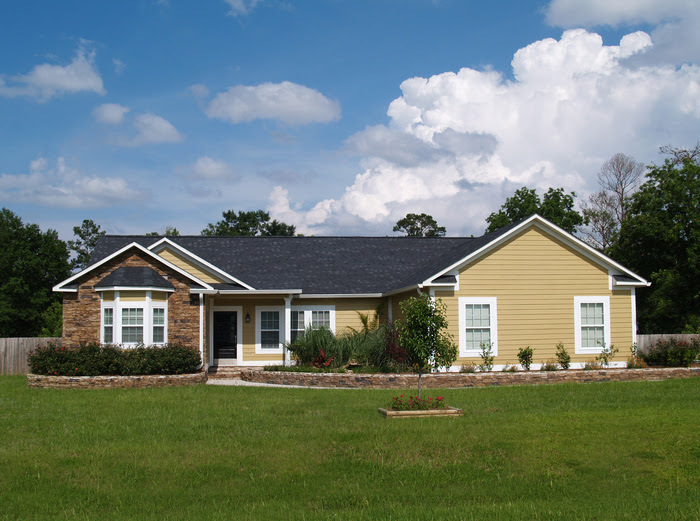 Vinyl Siding vs. Fiber Cement Siding: the Differences